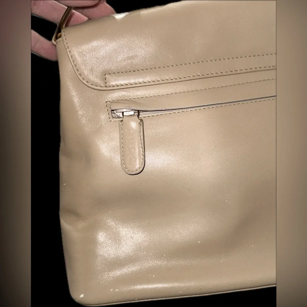 VINTAGE GUCCI SHOULDER BAG - Picture 8 of 15